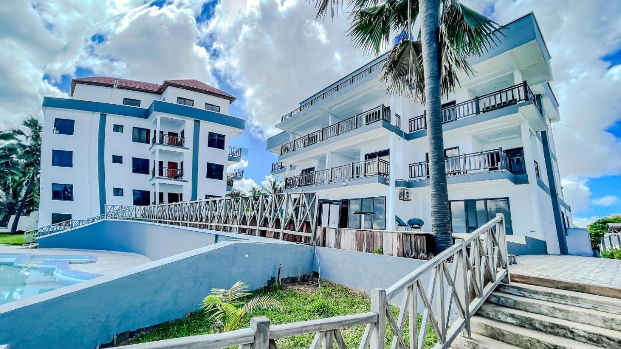 Majula Boutique Hotel Serrekunda Dış mekan fotoğraf