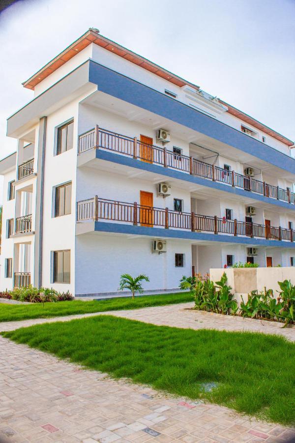 Majula Boutique Hotel Serrekunda Dış mekan fotoğraf