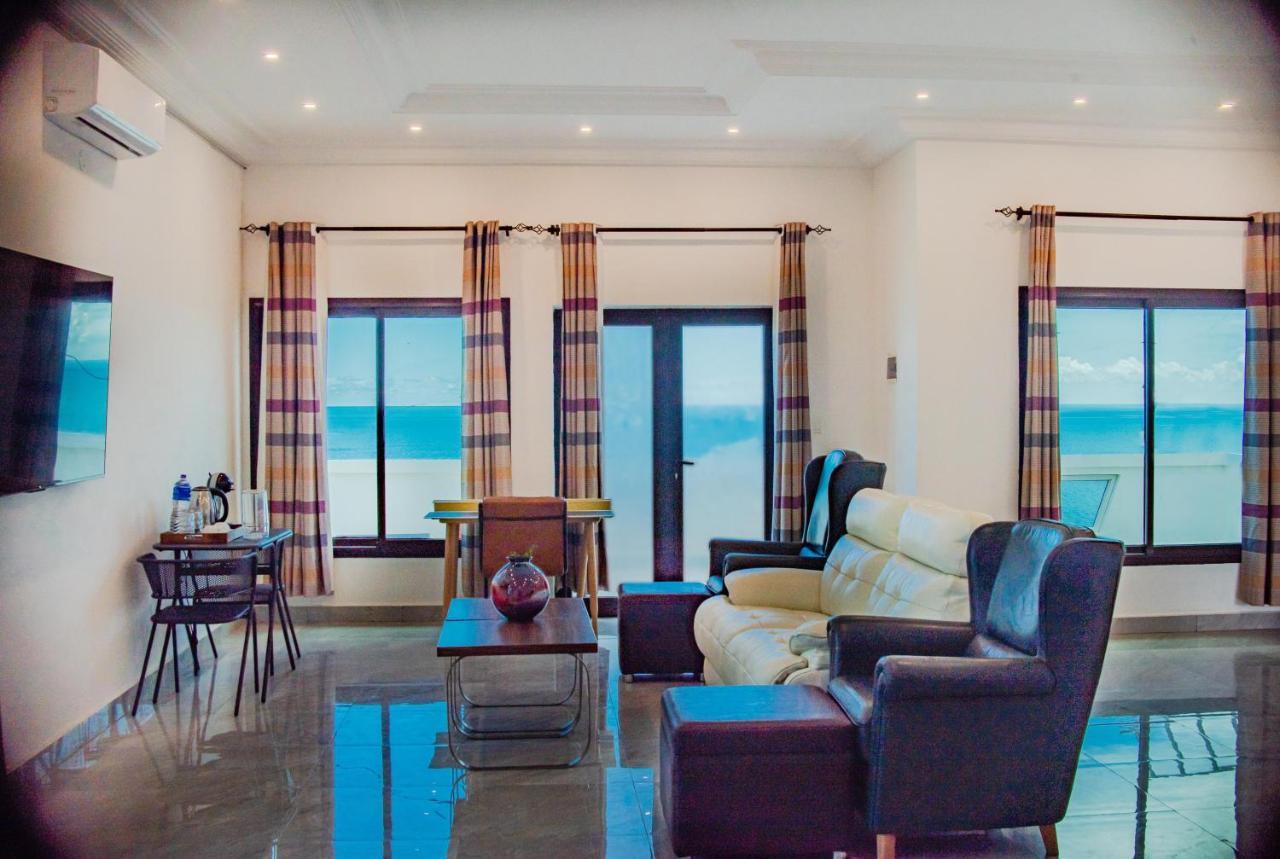 Majula Boutique Hotel Serrekunda Dış mekan fotoğraf